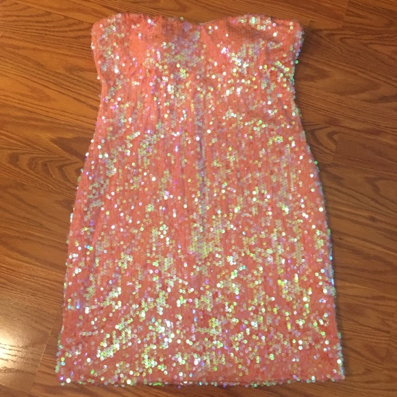Dresses & Skirts - Coral Sequin Dress Sweetheart Neckline Strapless